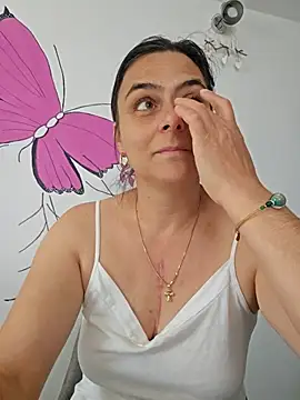 Snapshot of IsabelleCraft chatting on November 17, 8:53 am IsabelleCraft online show from November 17, 8:53 am