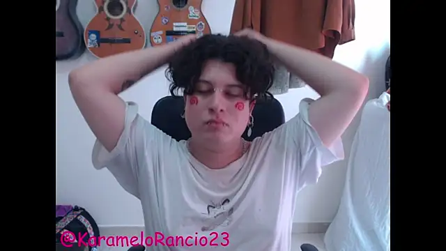 Snapshot of Smoke_trip_Alicia chatting on February 26, 12:03 pm Smoke trip Alicia online show from February 26, 12:03 pm