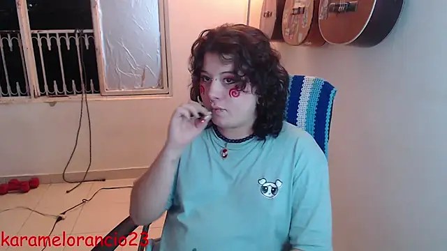 Snapshot of Smoke_trip_Alicia chatting on September 17, 3:52 am Smoke trip Alicia online show from September 17, 3:52 am