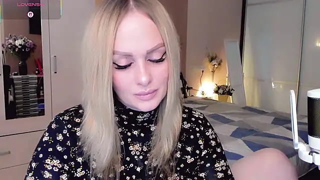 Snapshot of Libby_Nora chatting on January 15, 10:42 am Libby Nora online show from January 15, 10:42 am