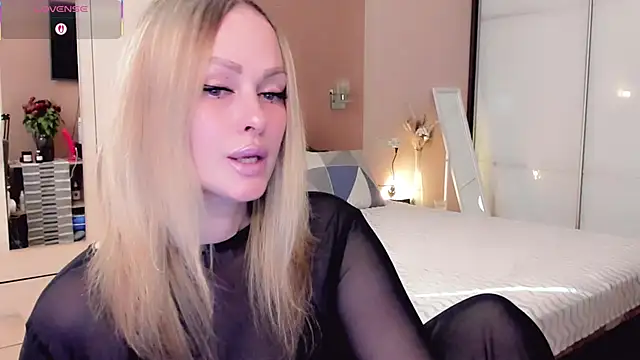 Snapshot of Libby_Nora chatting on March 14, 9:15 am Libby Nora online show from March 14, 9:15 am