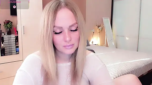 Snapshot of Libby_Nora chatting on March 15, 10:10 am Libby Nora online show from March 15, 10:10 am