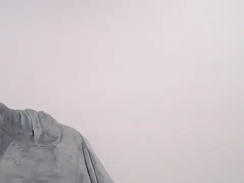 Snapshot of Coco_121 chatting on December 2, 12:27 am Coco 121 online show from December 2, 12:27 am