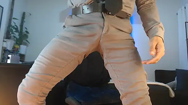 Andrew 4  online show from March 11, 6:19 am