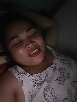 XXLorie 02 online show from July 26, 12:56 pm