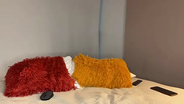 Snapshot of vladdymeow chatting on December 6, 10:52 pm vladdymeow online show from December 6, 10:52 pm