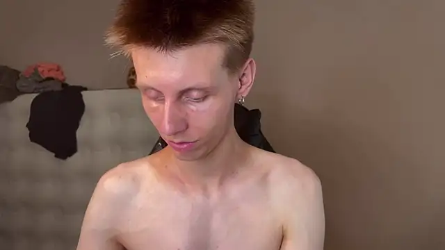 Snapshot of vladdymeow chatting on February 4, 8:38 pm vladdymeow online show from February 4, 8:38 pm