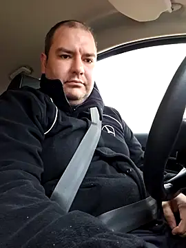 Andrew1900529 online show from December 6, 1:44 pm