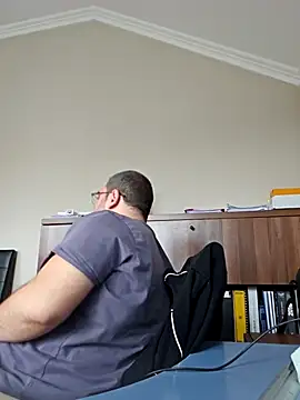 Andrew1900529 online show from March 10, 12:48 pm