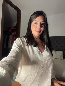 Snapshot of kamivolkano chatting on November 23, 1:27 am kamivolkano online show from November 23, 1:27 am