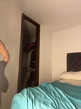 Snapshot of kamivolkano chatting on November 30, 12:03 am kamivolkano online show from November 30, 12:03 am