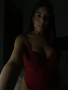 Snapshot of kamivolkano chatting on December 4, 10:40 pm kamivolkano online show from December 4, 10:40 pm