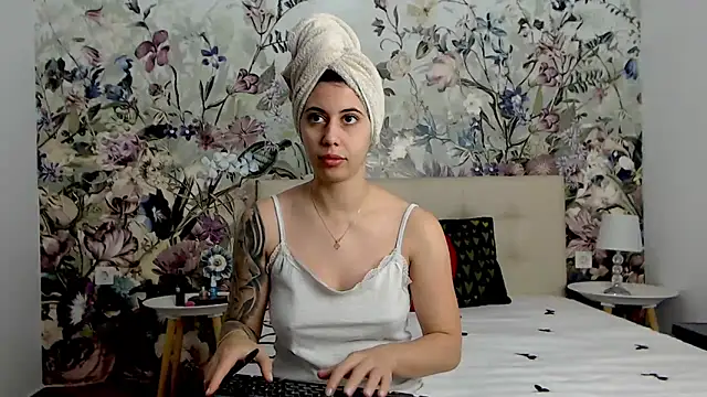 RoseDiamond06 online show from October 1, 10:32 am