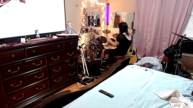 Snapshot of AerobicSleeve chatting on October 23, 10:41 pm AerobicSleeve online show from October 23, 10:41 pm