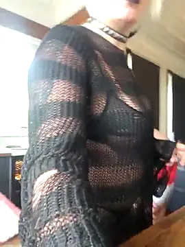 PinkTheHawk online show from December 2, 5:57 am