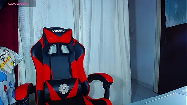 DanisaBrown online show from November 12, 2:28 pm