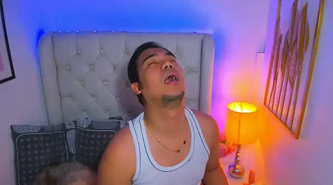 AsianZero online show from February 12, 5:26 pm