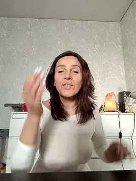 EvaXOAir online show from February 27, 3:50 am