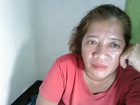 wethornypussy4u online show from February 15, 1:27 pm