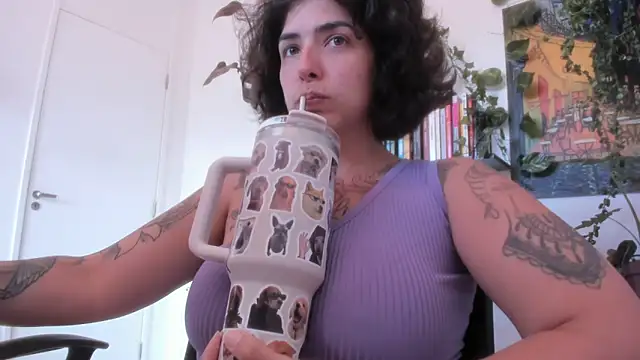 Snapshot of TaliMajesty chatting on October 23, 4:50 pm TaliMajesty online show from October 23, 4:50 pm