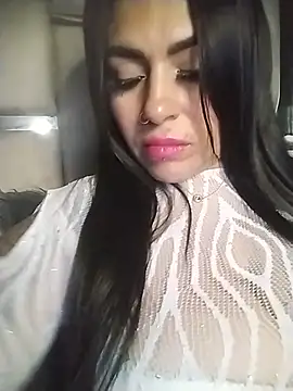 chelaqueen  online show from July 14, 3:00 am