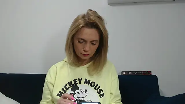 MysticCreature online show from February 6, 4:06 am