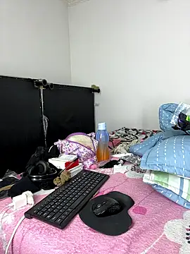 sandylau online show from January 18, 12:47 am