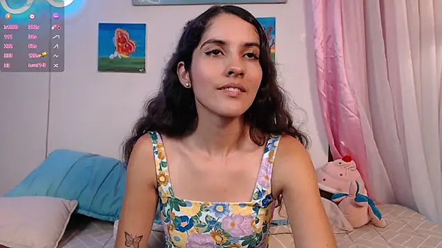 Snapshot of lailypink chatting on December 31, 7:18 pm lailypink online show from December 31, 7:18 pm