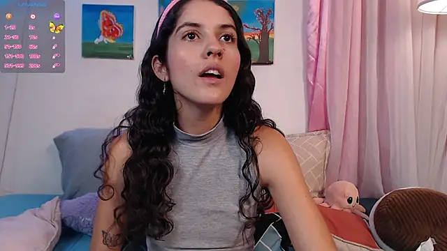 Snapshot of lailypink chatting on January 20, 2:01 am lailypink online show from January 20, 2:01 am