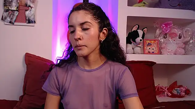 Snapshot of lailypink chatting on March 4, 3:44 am lailypink online show from March 4, 3:44 am