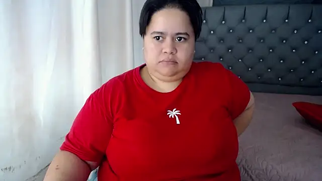 hotlesby4uxxx online show from December 9, 7:29 pm