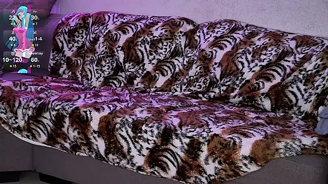 kimberjames84 online show from January 8, 10:34 pm