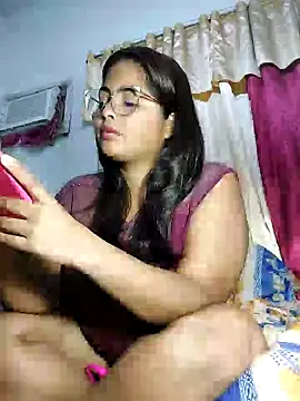 Snapshot of missmelissa_ chatting on December 11, 9:19 am missmelissa  online show from December 11, 9:19 am