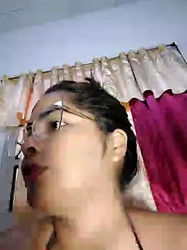 Snapshot of missmelissa_ chatting on December 29, 12:12 pm missmelissa  online show from December 29, 12:12 pm