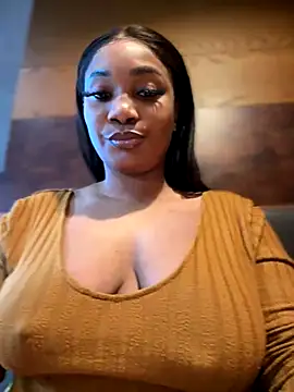 Snapshot of __Nessa__ chatting on December 8, 11:35 am Nessa online show from December 8, 11:35 am