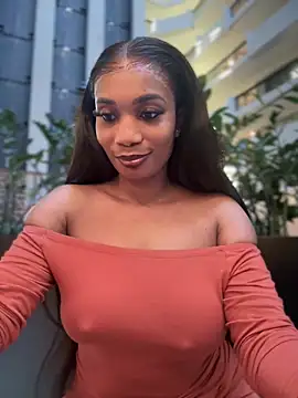 Snapshot of __Nessa__ chatting on November 29, 1:36 pm Nessa online show from November 29, 1:36 pm