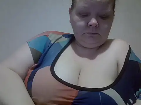 Jane Kissys online show from May 9, 9:25 am