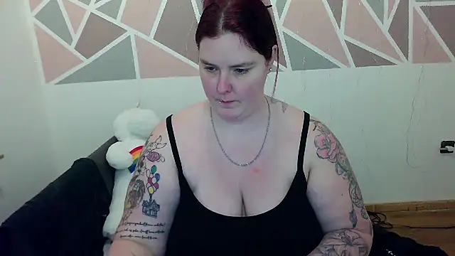 Snapshot of JoyceKyra91 chatting on February 12, 5:05 pm JoyceKyra91 online show from February 12, 5:05 pm