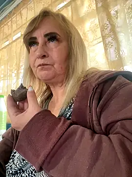 Irina2909xh online show from October 12, 9:19 am