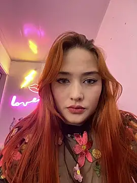 Snapshot of Tulipa_ chatting on December 19, 10:10 pm Tulipa online show from December 19, 10:10 pm