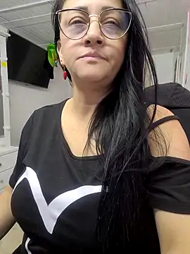 Ameliarizo online show from March 16, 1:22 am