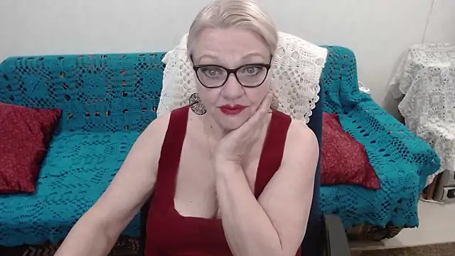 xHoneyLadyx online show from November 26, 9:32 am