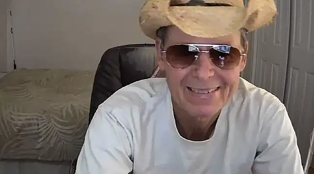 nakeedcowboi65 online show from January 16, 7:20 pm