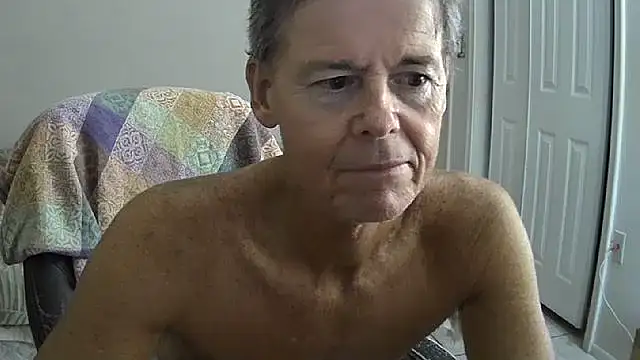 nakeedcowboi65 online show from October 18, 9:32 am