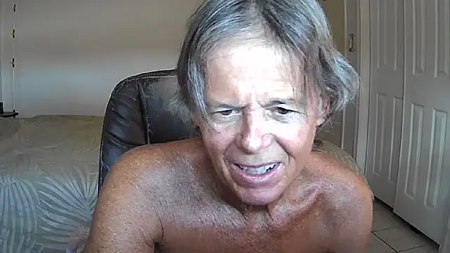 nakeedcowboi65 online show from July 10, 11:46 am