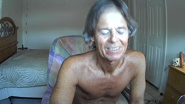 nakeedcowboi65 online show from July 13, 11:46 am