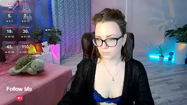 Snapshot of AngelaWhiti chatting on March 20, 3:04 pm AngelaWhiti online show from March 20, 3:04 pm