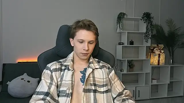 arlekincrop online show from January 15, 4:44 pm