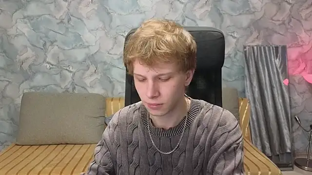 arlekincrop online show from February 3, 8:52 am