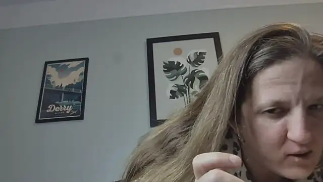 MissMera online show from December 13, 3:38 am